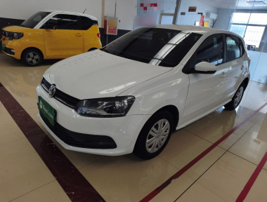 Volkswagen Polo 2017 car image 