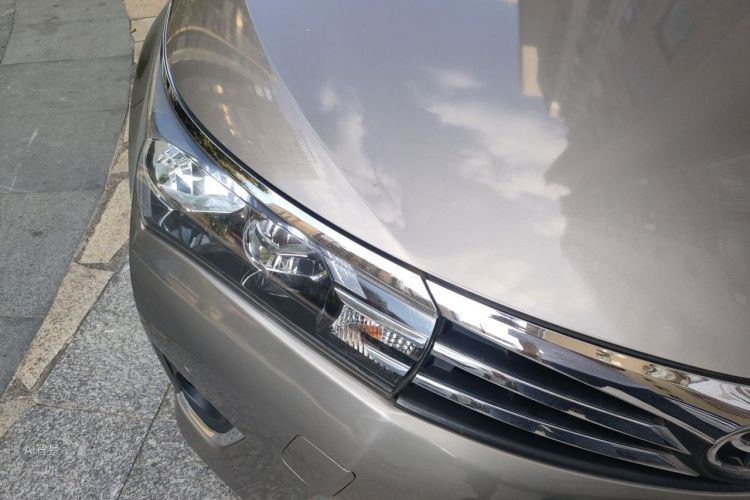 Toyota Corolla 2015 #8 Toyota Corolla 2015 car image #8