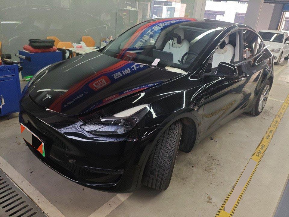 Tesla Model Y 2022 Tesla Model Y 2022 car image