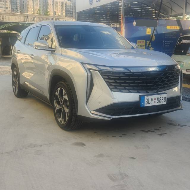 GEELY Boyue L 2025 car image #3