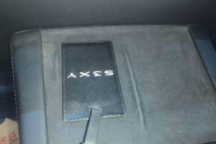 Tesla Model 3 2022 car image #9