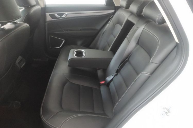 GEELY Emgrand GL 2019 car image #17
