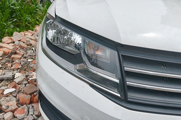 Volkswagen Santana 2022 car image #8