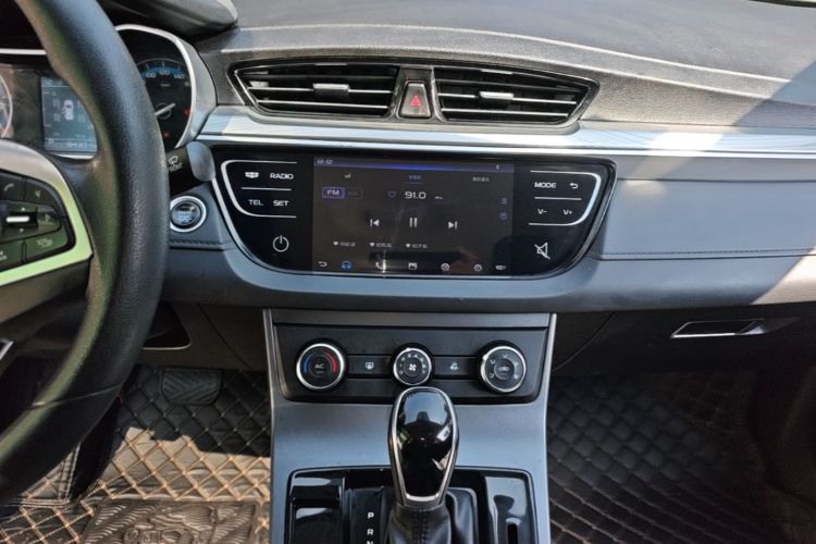 GEELY Emgrand 2020 #13 GEELY Emgrand 2020 imagen de coche #13