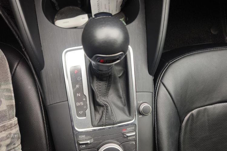 Audi A3 2015 immagine di auto #16