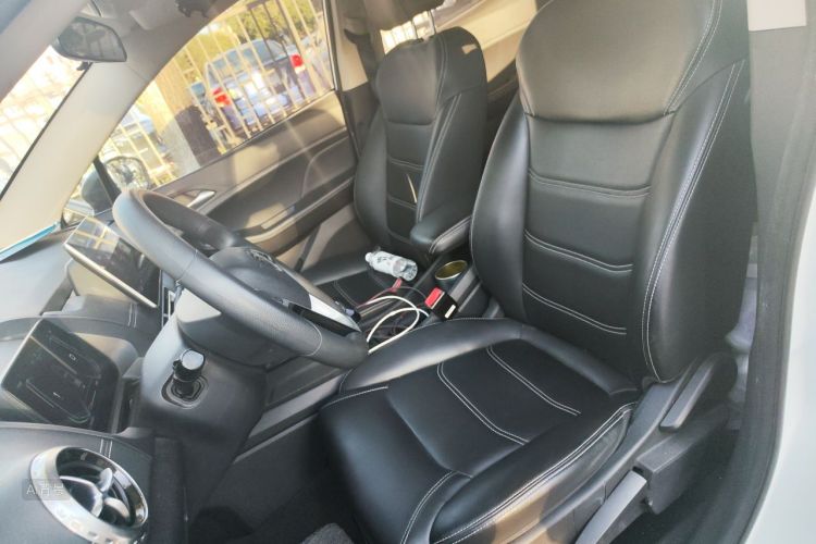 BYD Yuan New Energy 2019 #17 BYD Yuan New Energy 2019 car image #17
