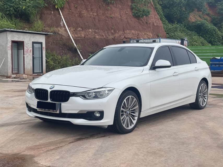 BMW 3 Series 2019 BMW 3 Series 2019 car image