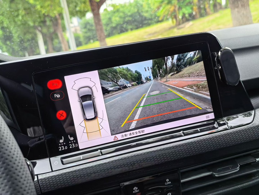Volkswagen GolfGTI 2021 car image #8