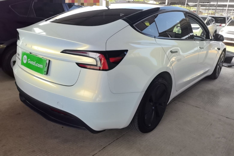 Tesla Model 3 2025 #5 Tesla Model 3 2025 car image #5