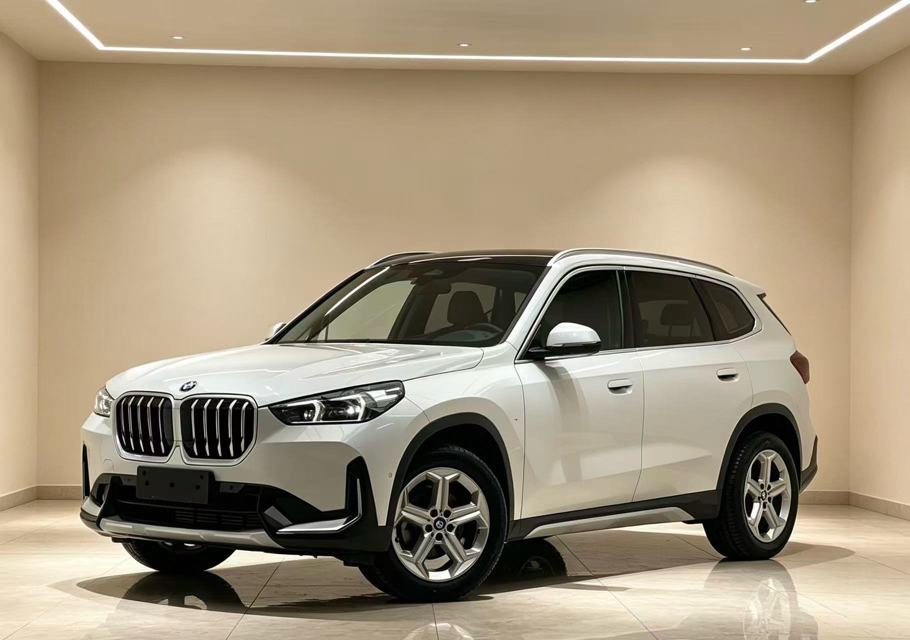 BMW X1 2023 BMW X1 2023 car image