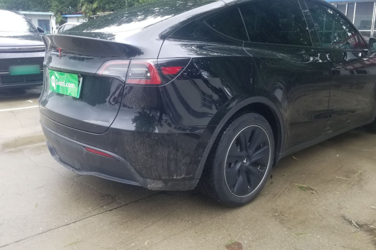 Tesla Model Y 2021 #7 Tesla Model Y 2021 car image #7