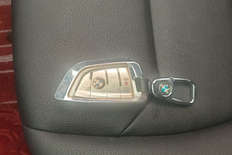 BMW 3 Series 2016 #9 BMW 3 Series 2016 car image #9