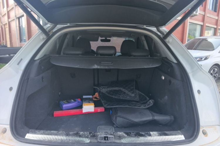 Audi Q3 2018 #19 Audi Q3 2018 car image #19