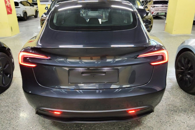 Tesla Model 3 2024 #6 Tesla Model 3 2024 immagine di auto #6