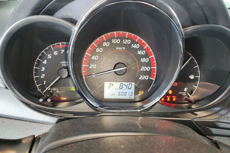 Toyota Vios 2023 imagen de coche #16