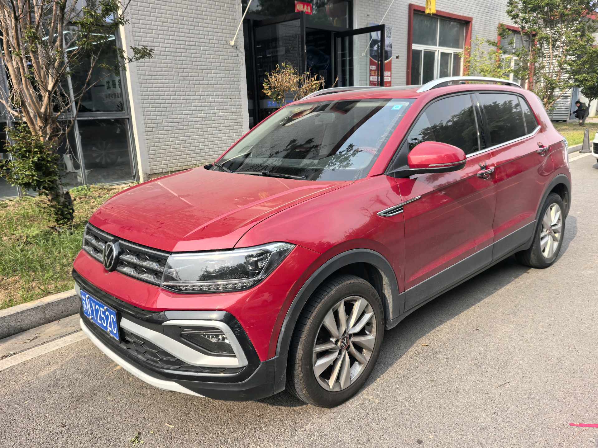 Volkswagen T-Cross 2021 Volkswagen T-Cross 2021 car image