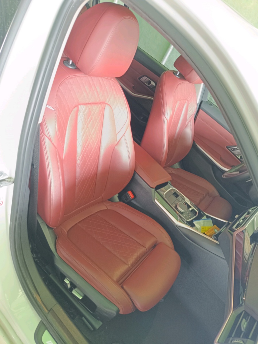 BMW 3 Series 2023 car image #9