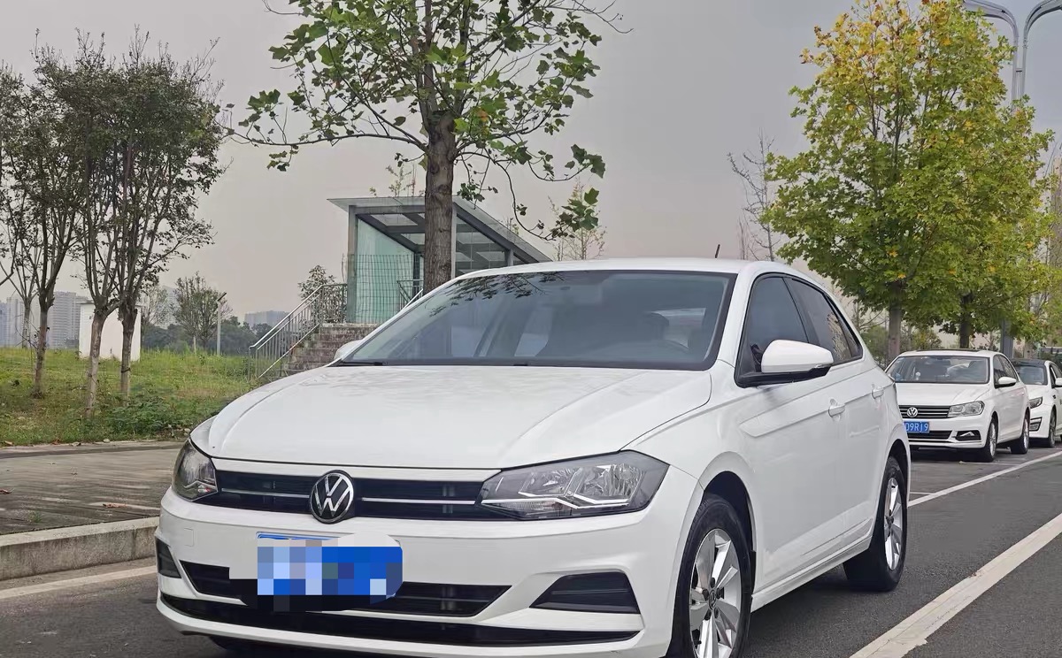 Volkswagen Polo 2023 Volkswagen Polo 2023 صورة سيارة
