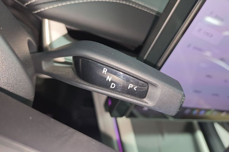 MI SU7 2024 car image #18