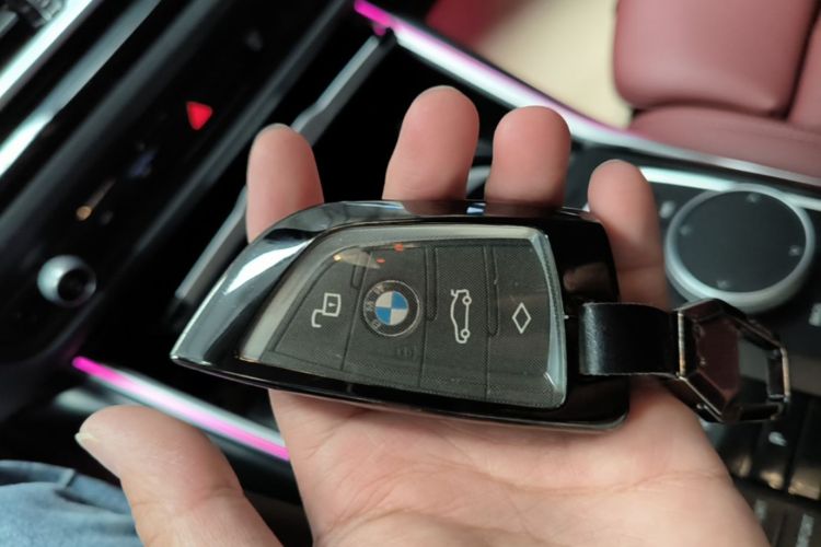 BMW 3 Series 2024 #9 BMW 3 Series 2024 car image #9