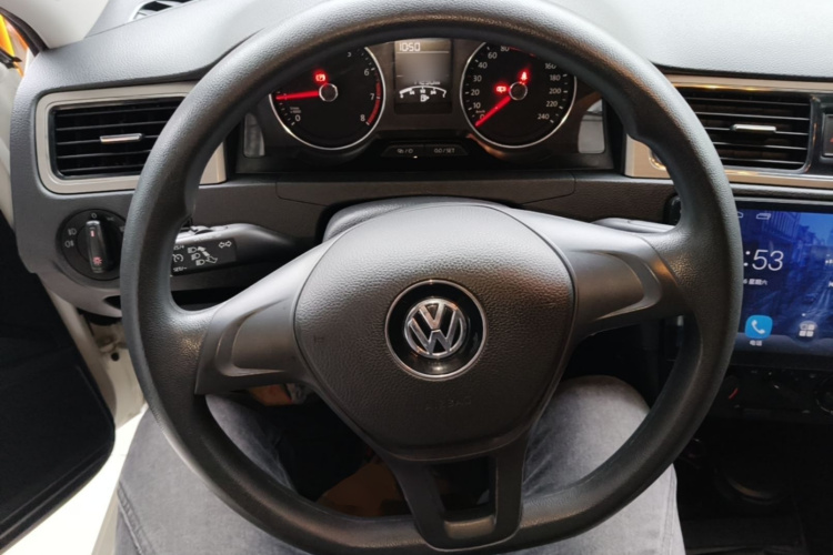 Volkswagen Santana 2016 #15 Volkswagen Santana 2016 car image #15