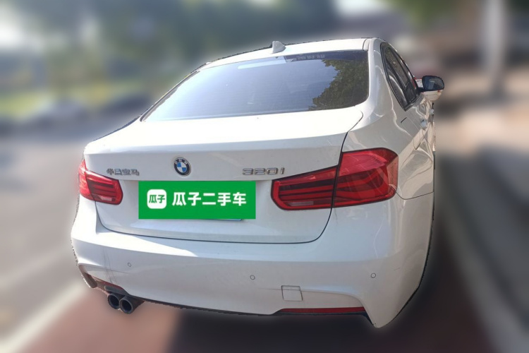 BMW 3 Series 2019 #4 BMW 3 Series 2019 صورة سيارة #4