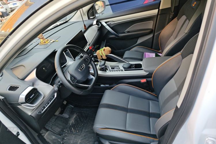 GEELY Coolray 2023 #17 GEELY Coolray 2023 car image #17