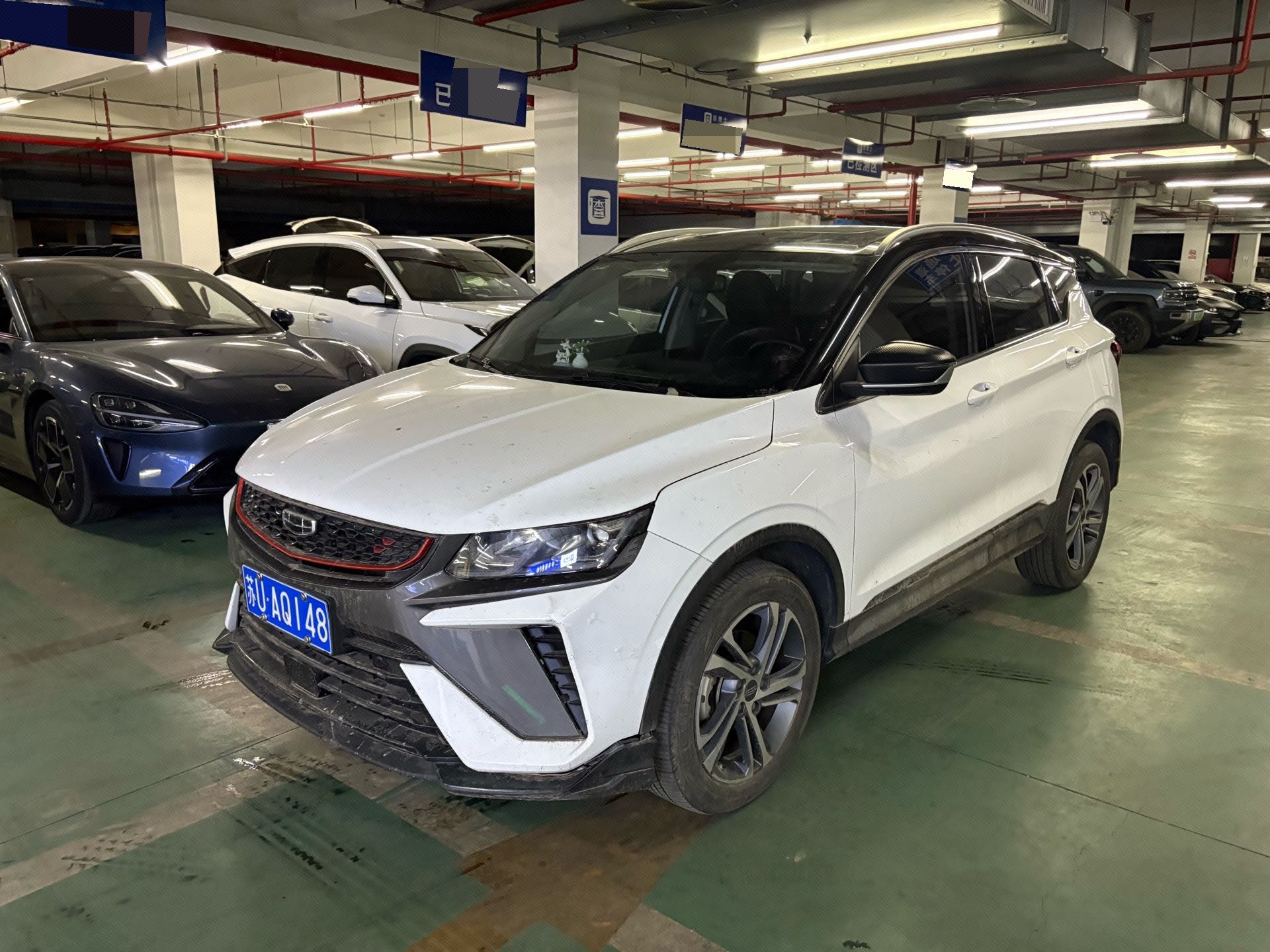 GEELY Coolray 2022 GEELY Coolray 2022 immagine di auto