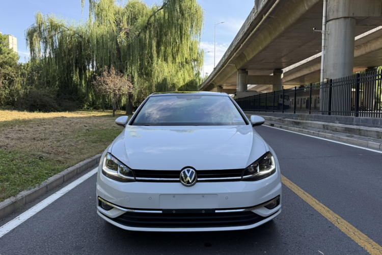 Volkswagen Golf 2018 #9 Volkswagen Golf 2018 car image #9