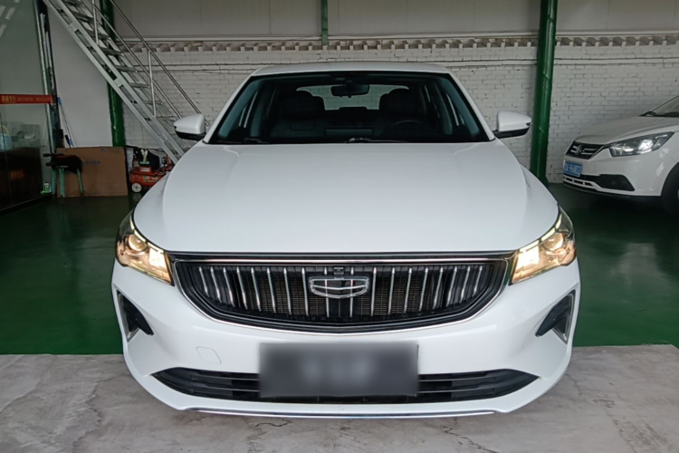 GEELY Emgrand 2022 immagine di auto #3
