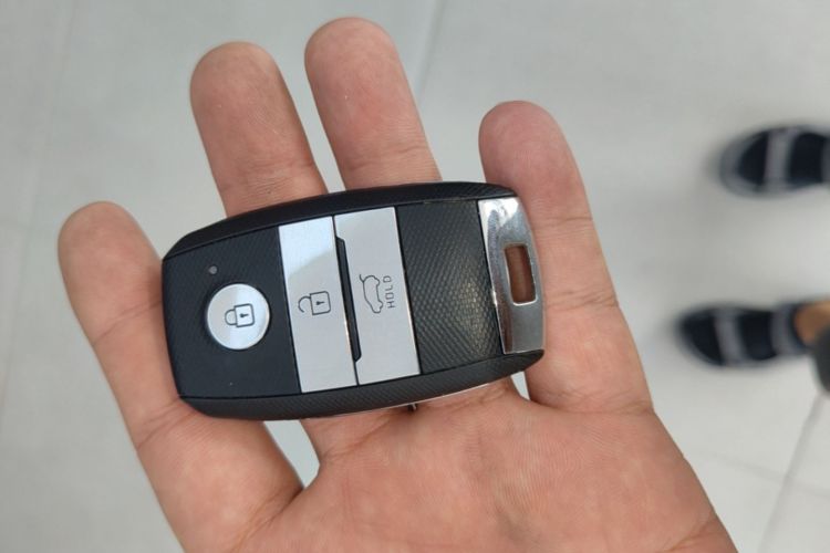 Kia KX1 2019 car image #9