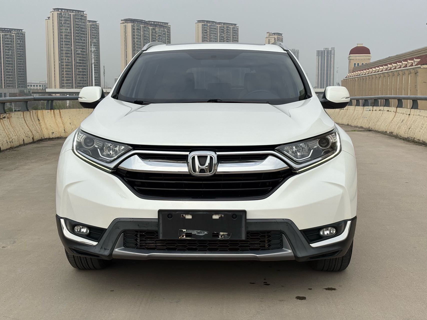 Honda CR-V 2019 car image #2