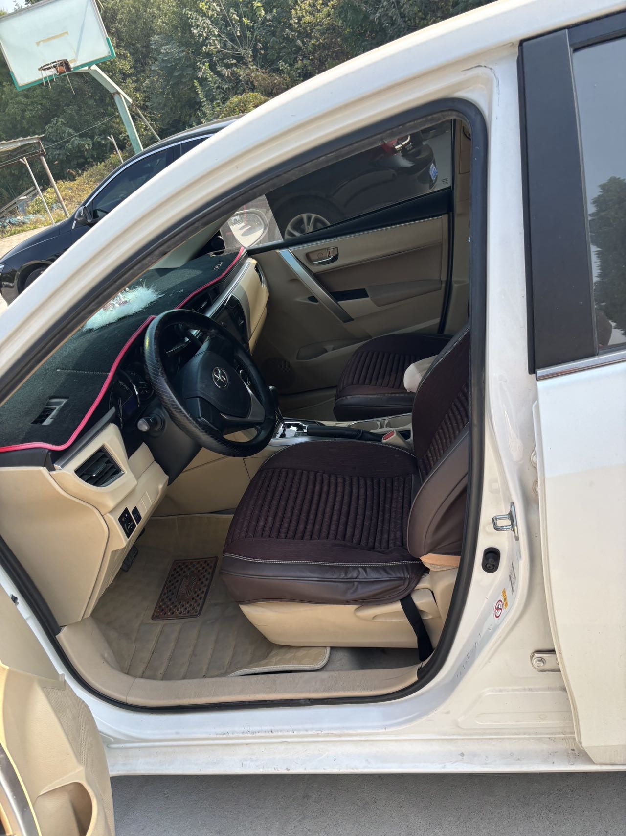 Toyota Corolla 2014 immagine di auto #2