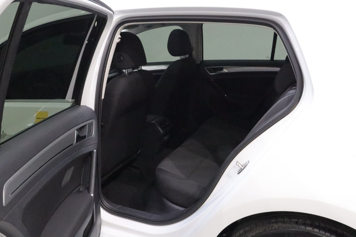 Volkswagen Golf 2020 immagine di auto #8
