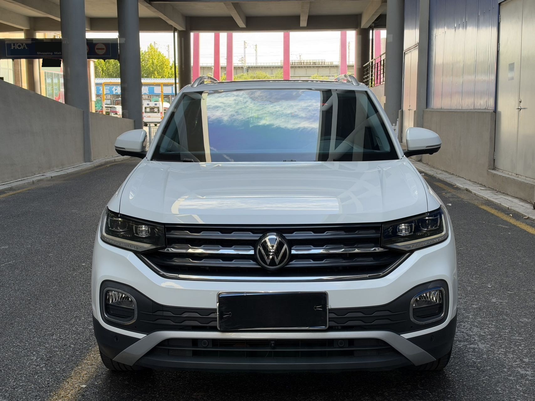 Volkswagen Tacqua 2022 car image #2