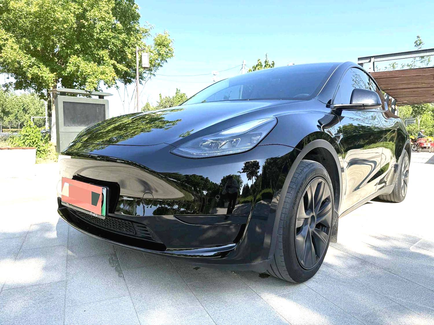 Tesla Model Y 2024 Tesla Model Y 2024 car image