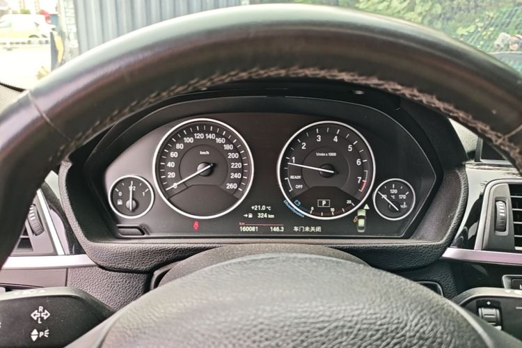 BMW 3 Series 2019 #12 BMW 3 Series 2019 car image #12