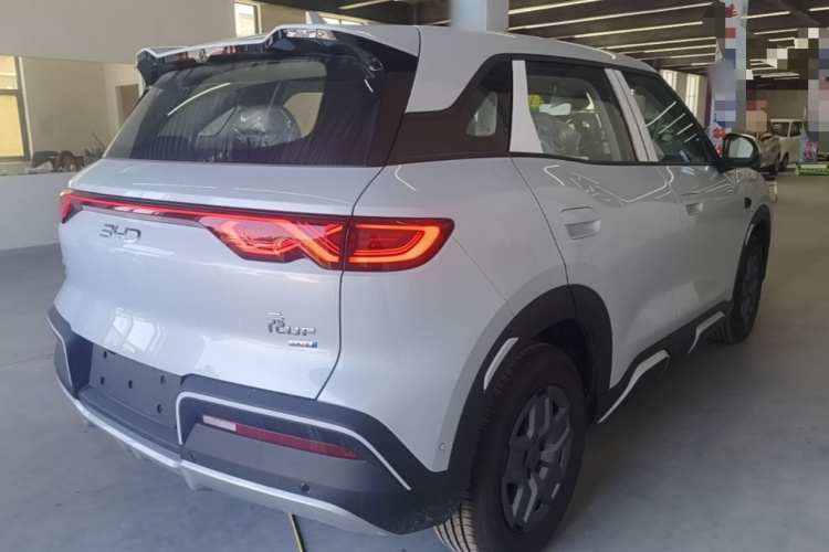 BYD YuanUP 2026 car image #7