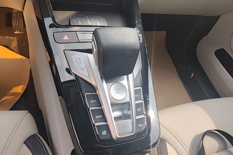 BYD Yuan Pro 2022 car image #14