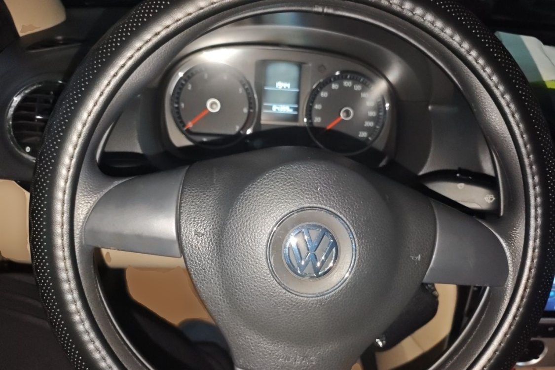 Volkswagen Lavida 2011 #22 Volkswagen Lavida 2011 car image #22