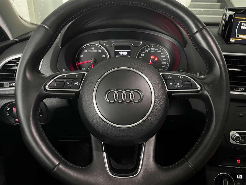 Audi Q3 2016 immagine di auto #13