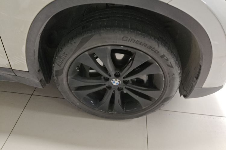 BMW X1 2020 image de voiture #9