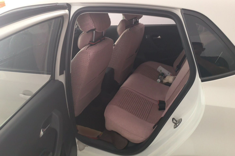 Volkswagen Polo 2017 #10 Volkswagen Polo 2017 car image #10