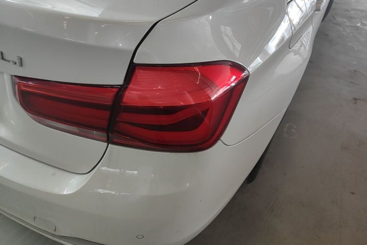 BMW 3 Series 2019 #8 BMW 3 Series 2019 imagen de coche #8