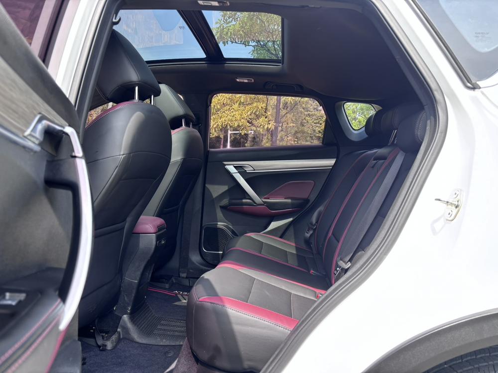 GEELY Coolray 2019 car image #21