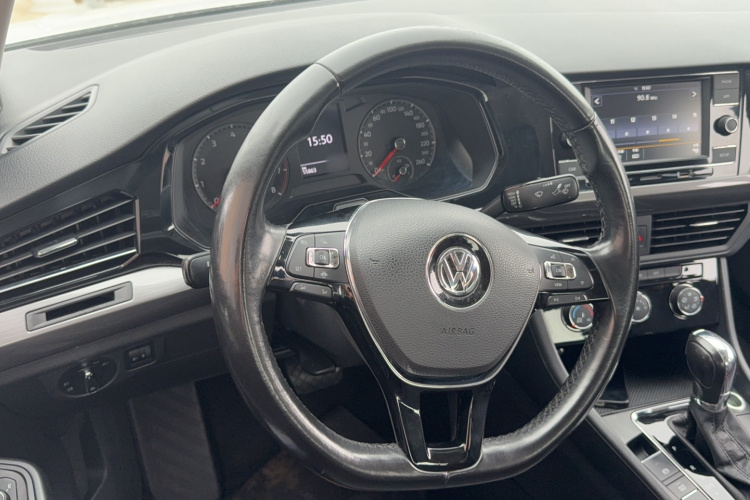 Volkswagen Bora 2019 car image #23