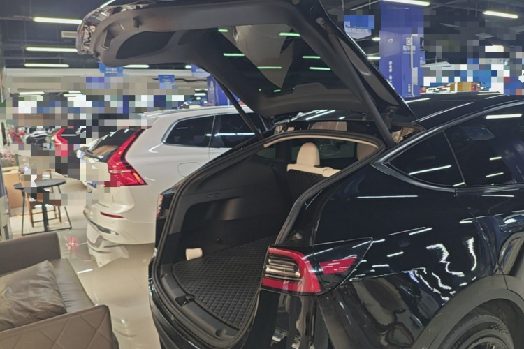 Tesla Model Y 2022 #19 Tesla Model Y 2022 immagine di auto #19