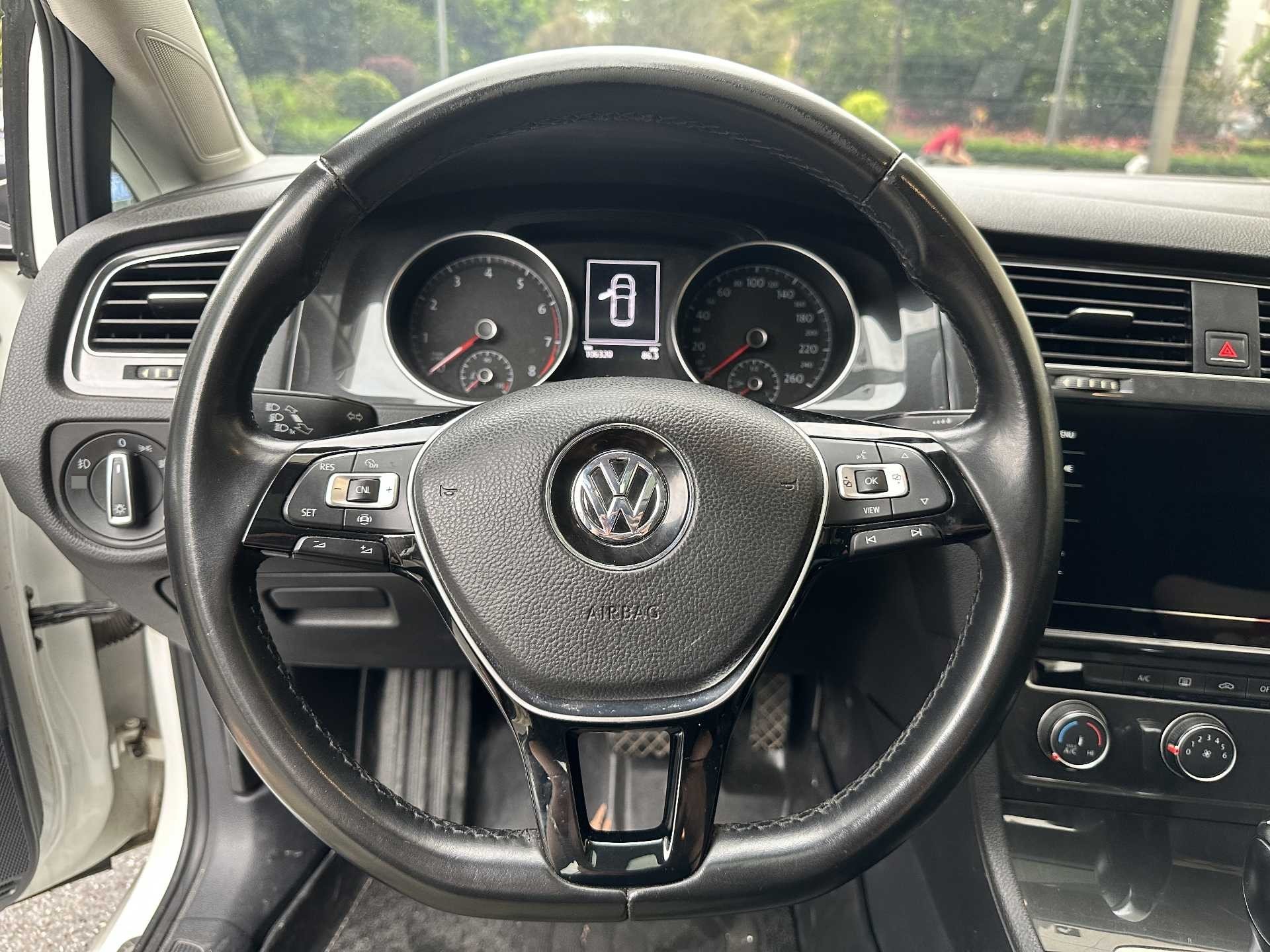 2020 imagen de coche #6