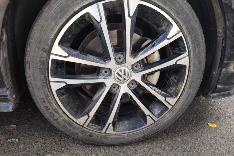 Volkswagen Golf 2018 imagem de carro #9