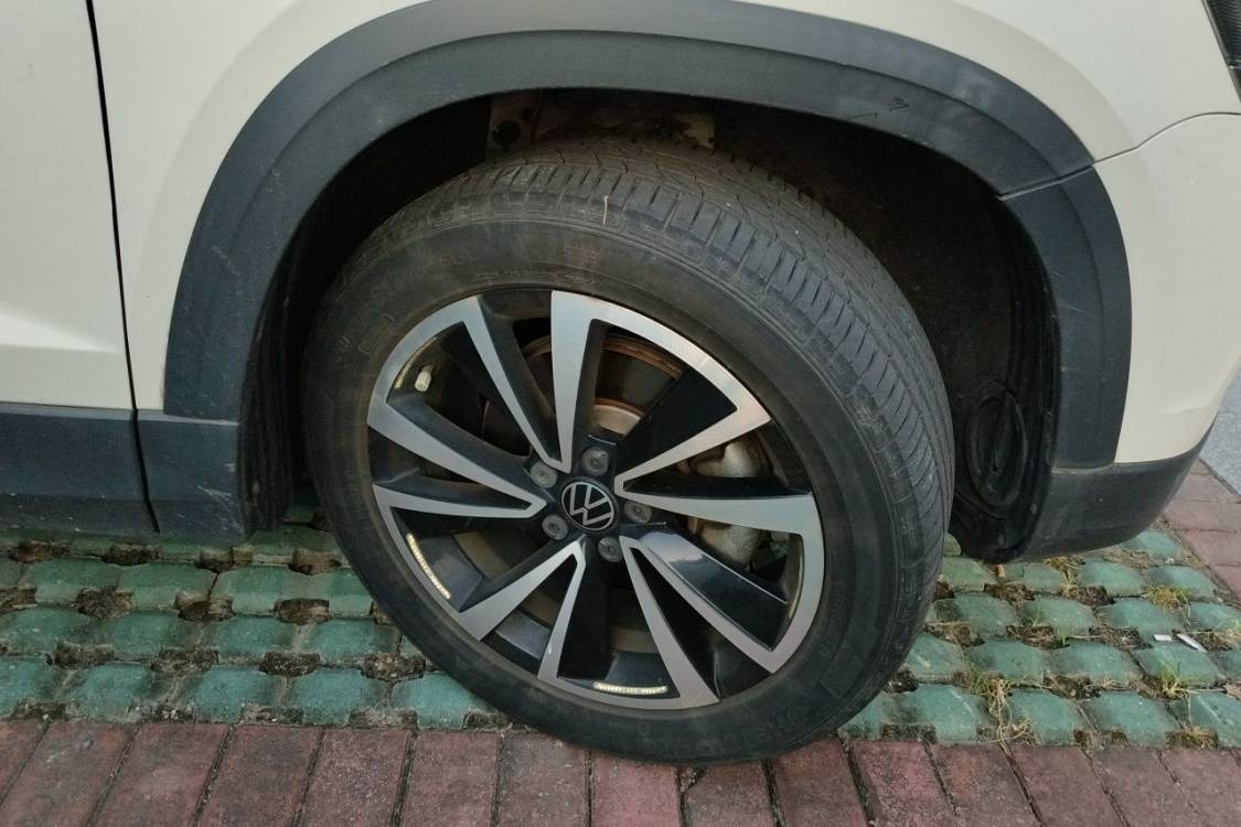 Volkswagen Tharu 2021 car image #9